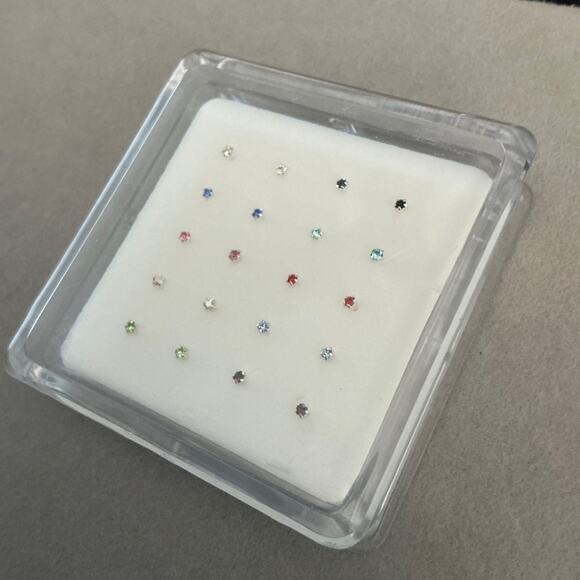 20 Pack Crystal Nose Studs in Sterling Silver~Body Jewelry ~ Brand New - Picture 9 of 10